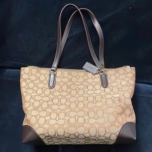 Coach tote